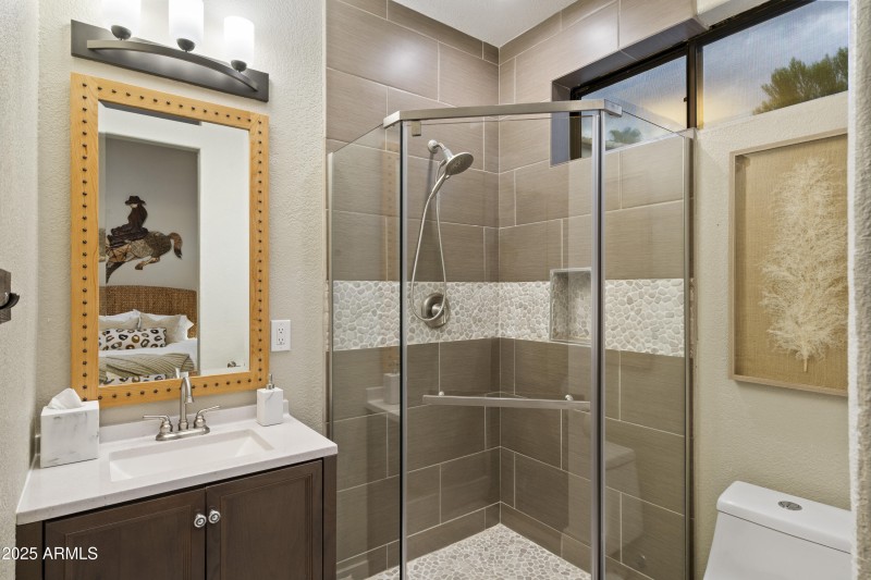 Bedroom 4 ensuite