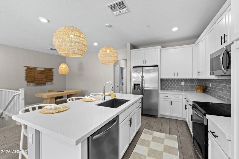 15-web-or-mls-155 N Lakeview Blvd 221, C