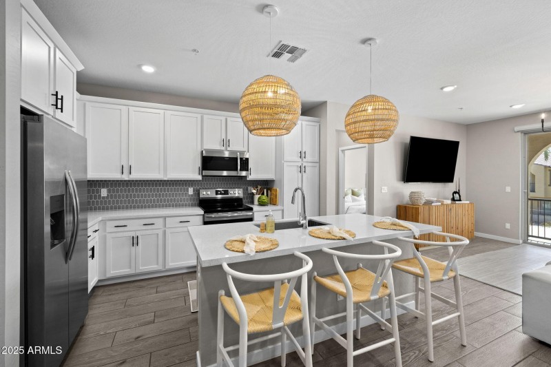 17-web-or-mls-155 N Lakeview Blvd 221, C