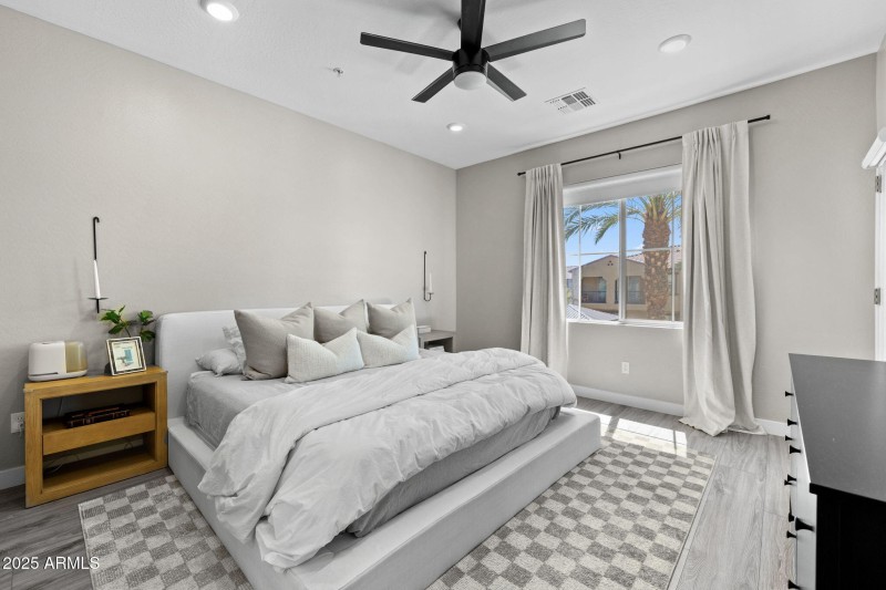 56-web-or-mls-155 N Lakeview Blvd 221, C