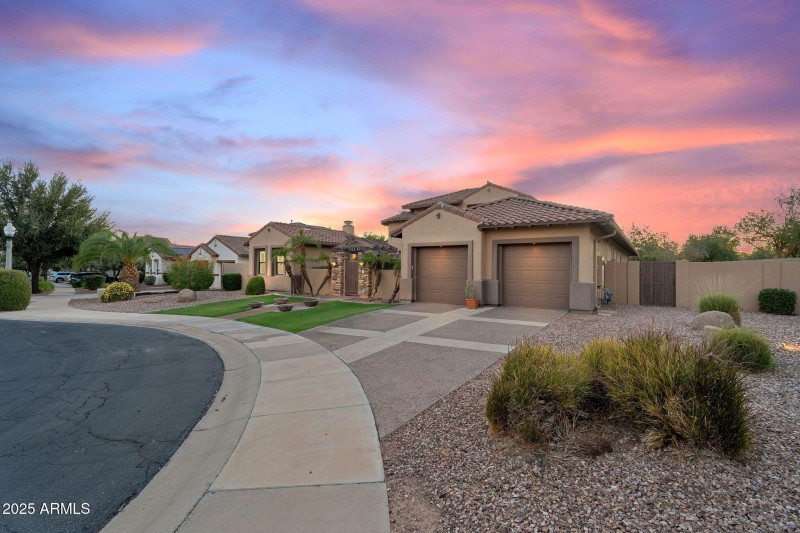 106-web-or-mls-AlleppoTwilight-04