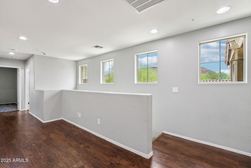 28-web-or-mls-W Palo Brea Ln-L2608-026