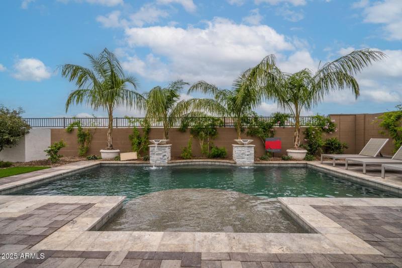 3836 S Gladiolus Circle