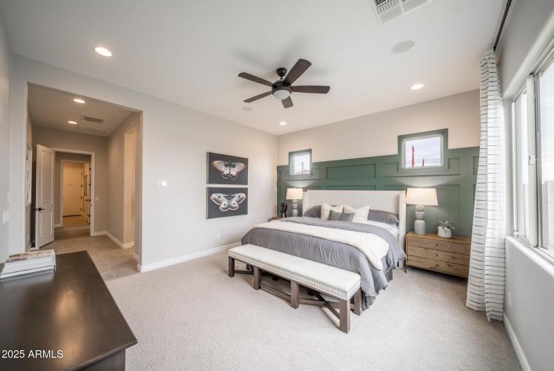 3836 S Gladiolus Circle