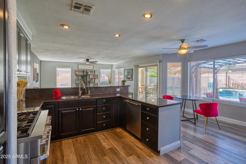 PAX_4246_AuroraHDR2019-edit