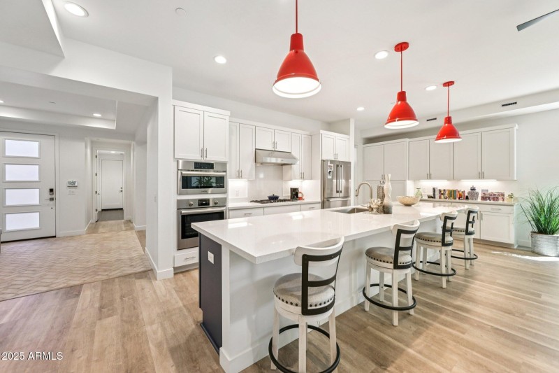 13-web-or-mls-N 136th St-S3009-013