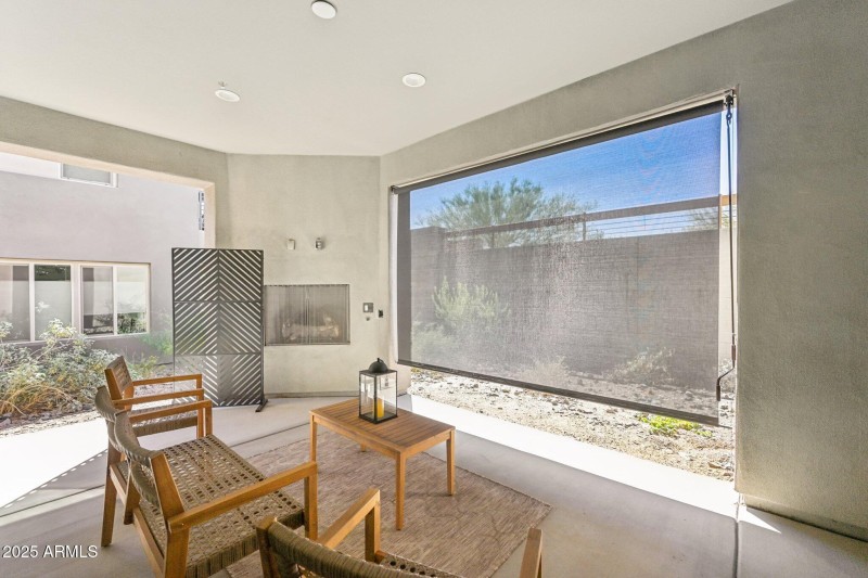 40-web-or-mls-N 136th St-S3009-040