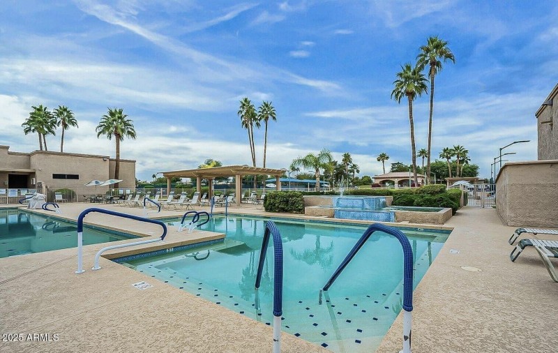 Westbrook Village Pool