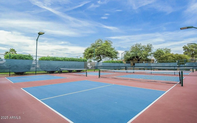 Westbrook Village tennis court