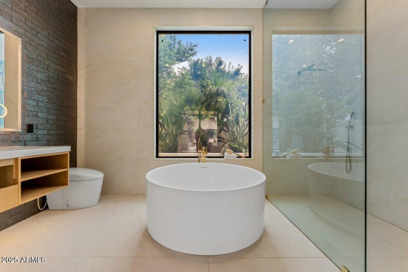 49-Guest House Master Bath