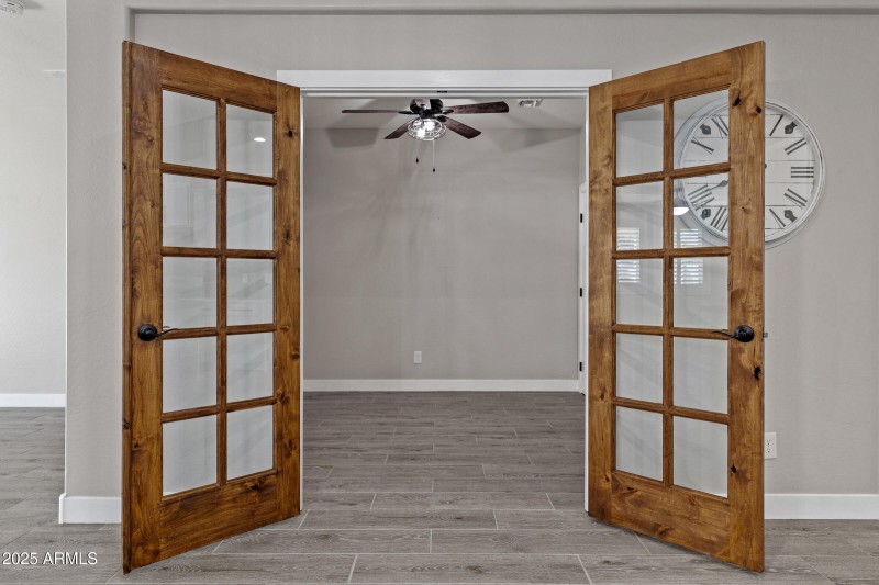 23137 E Camina Buena Vista-21