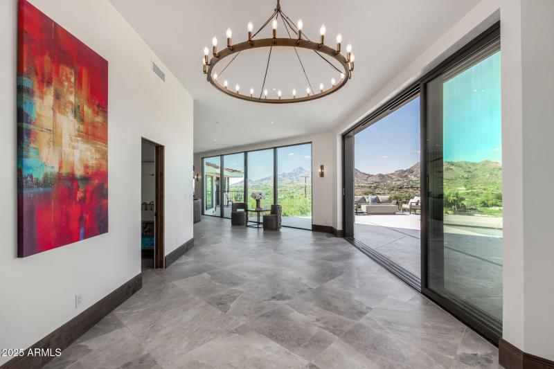 15 - Camelback Canyon