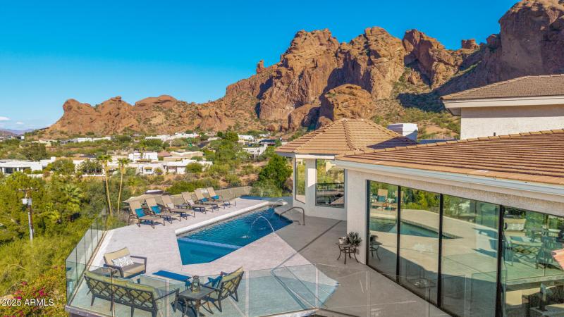 89 - Camelback Canyon