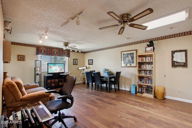 12-web-or-mls-E Player Dr-S2309-012