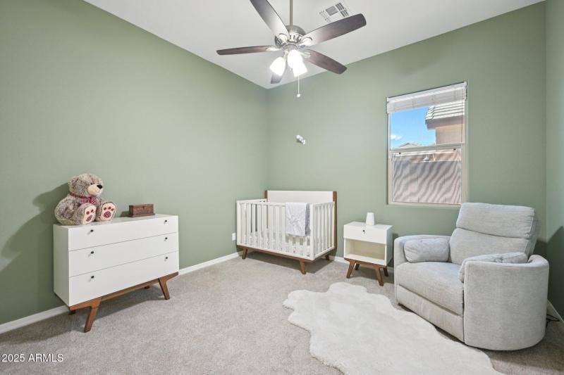 24-web-or-mls-N 161st Ave-S3009-024