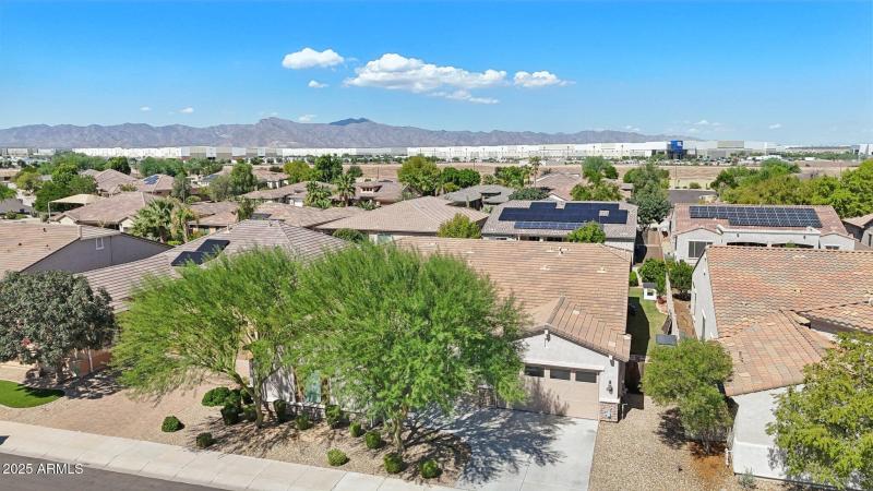 53-web-or-mls-N 161st Ave-S3009-053