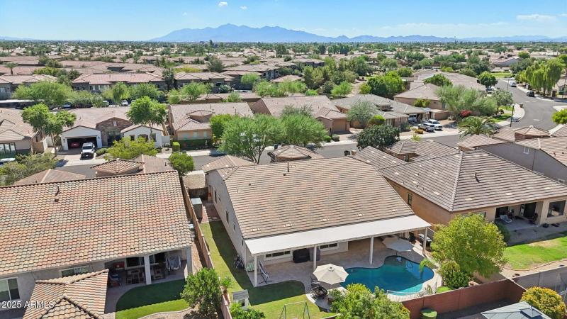 63-web-or-mls-N 161st Ave-S3009-063