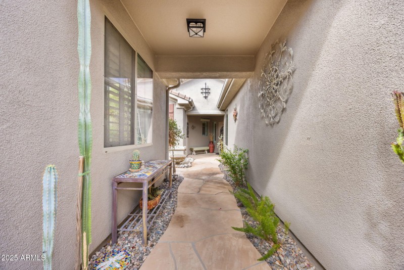 3-web-or-mls-1704-w-dion-dr