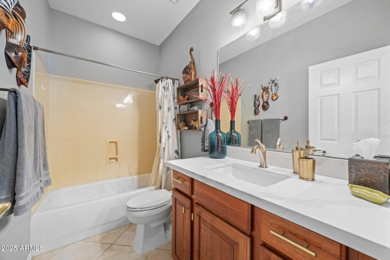 25-web-or-mls-1704-w-dion-dr