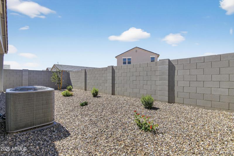 040_119_a4m_opnshw (1)