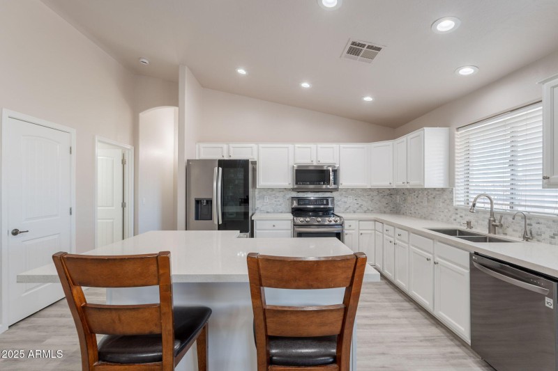 13-web-or-mls-Magma-13