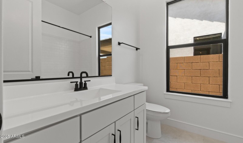 Edgewood Lot #102 Hall Bath (Large)