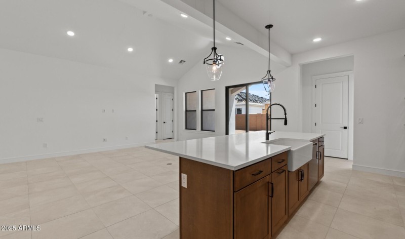 Edgewood Lot #102 Kitchen 4 (Large)