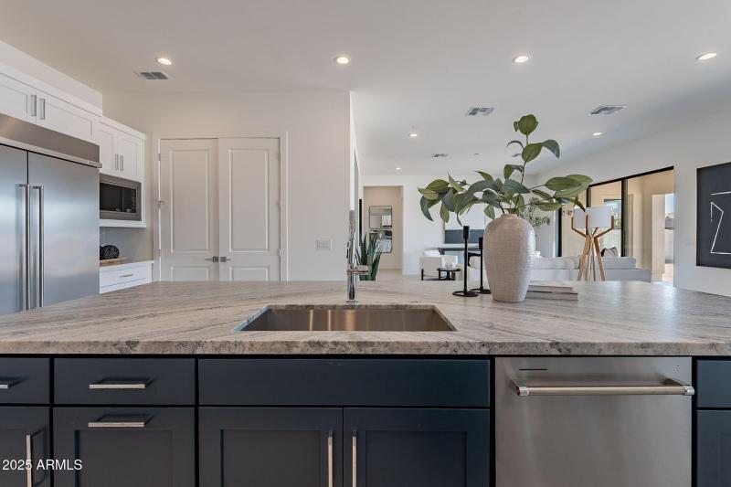 18-web-or-mls-218th -18