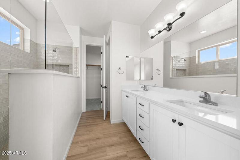 629151_7bd26c3b06a14ce1b39213e7f64decce~