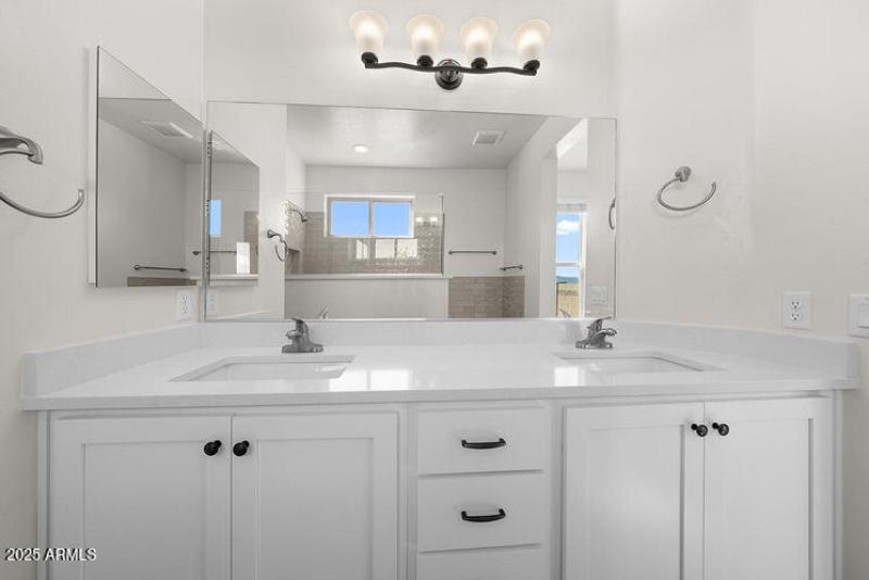 629151_368c5b13595d467ba4c180faff9146fd~