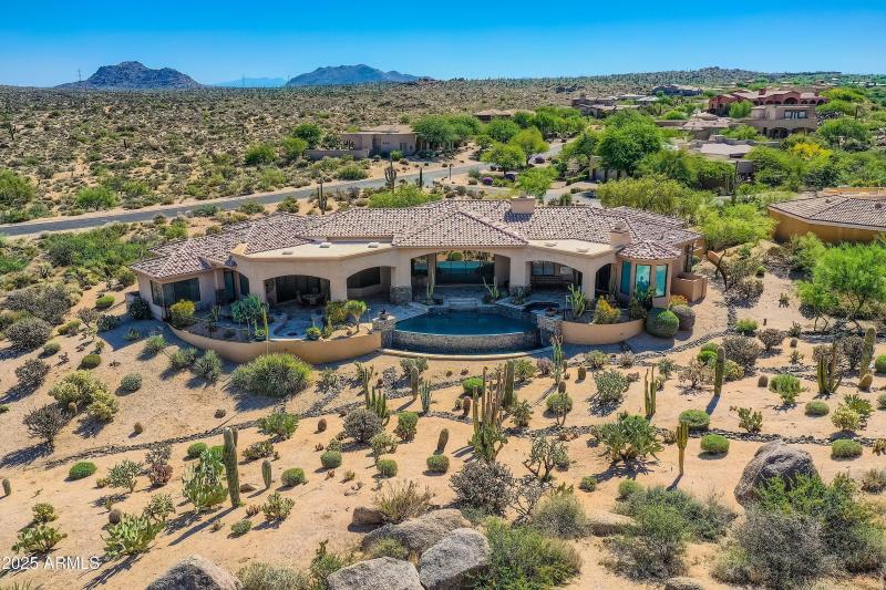 29694 N 105th Way - MLS Sized - 043 - 10