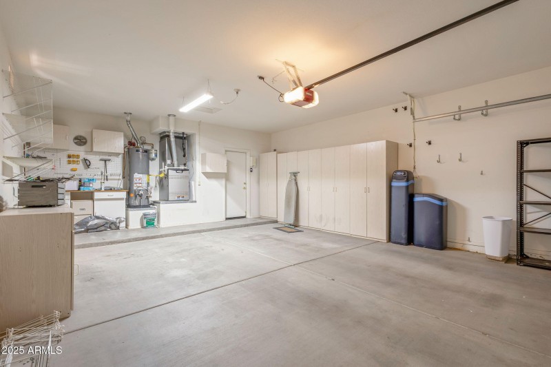 29-web-or-mls-18083 W Douglas Way, Surpi