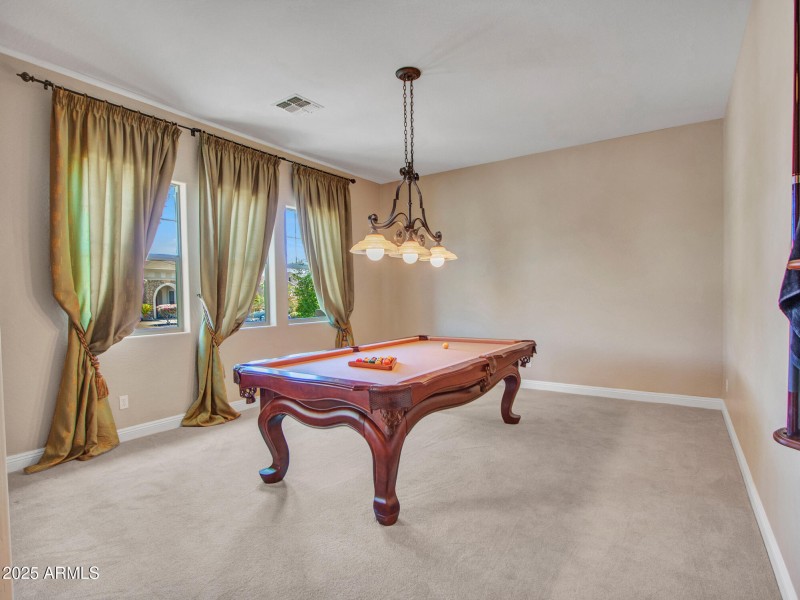 Large Front Game/Flex Room