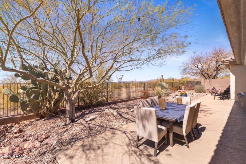 41802 N BRIDLEWOOD WAY