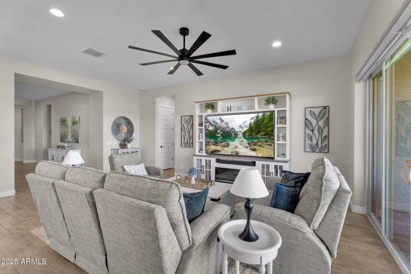 6-web-or-mls-San Tan-6