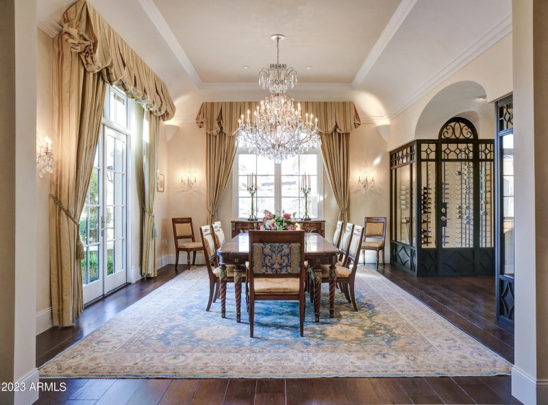 Dining with Wine Cellars