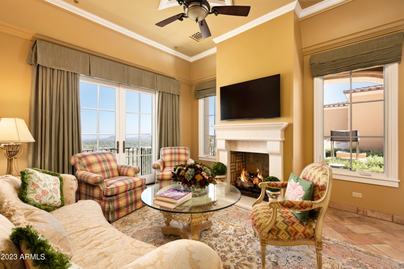 Casita Living /Hearth