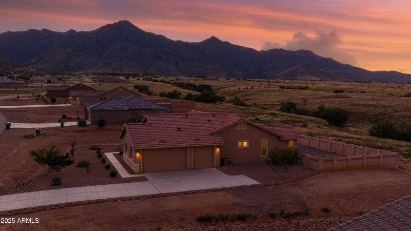 Twilight- 6741 Vaquero Cir-5