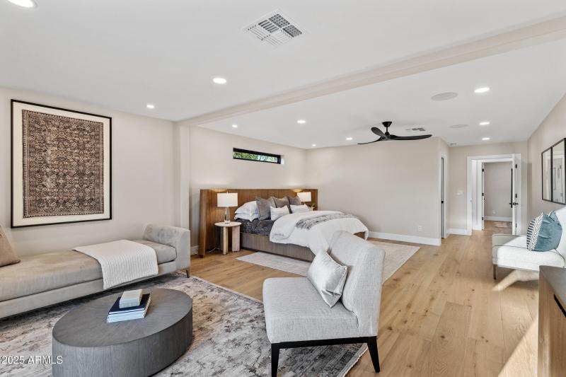 8436 N Vía Linda-12