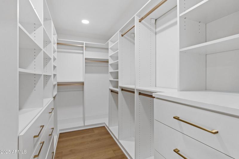 8436 N Vía Linda-13