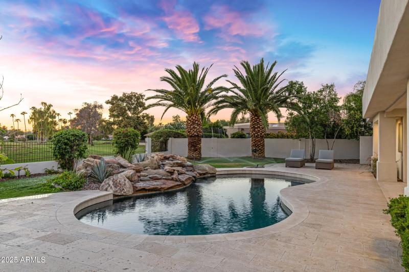 8436 N Vía Linda-46