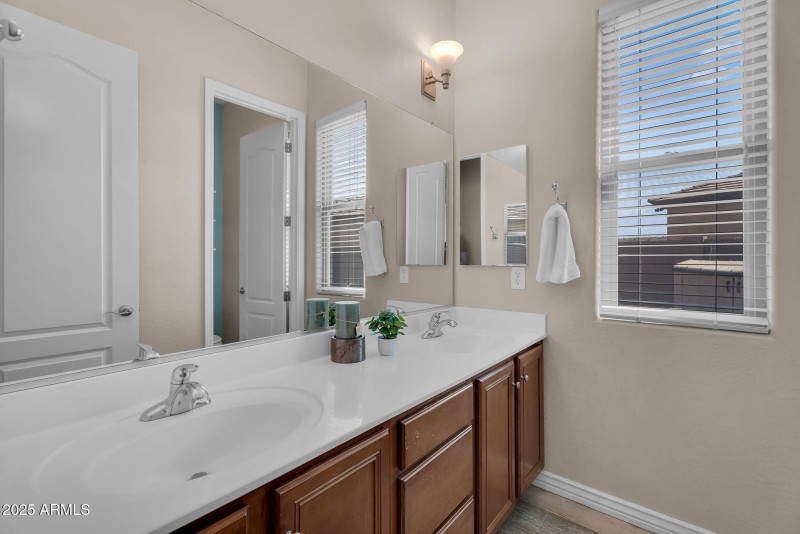 42-web-or-mls-Gardenia-39