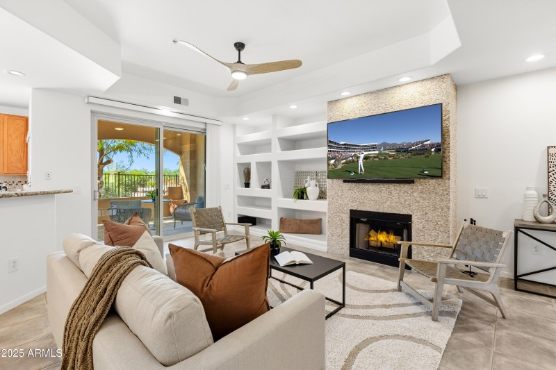 8245 E Bell Rd #127-9