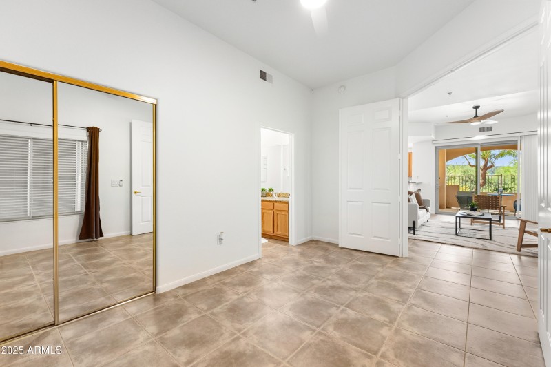 8245 E Bell Rd #127-31