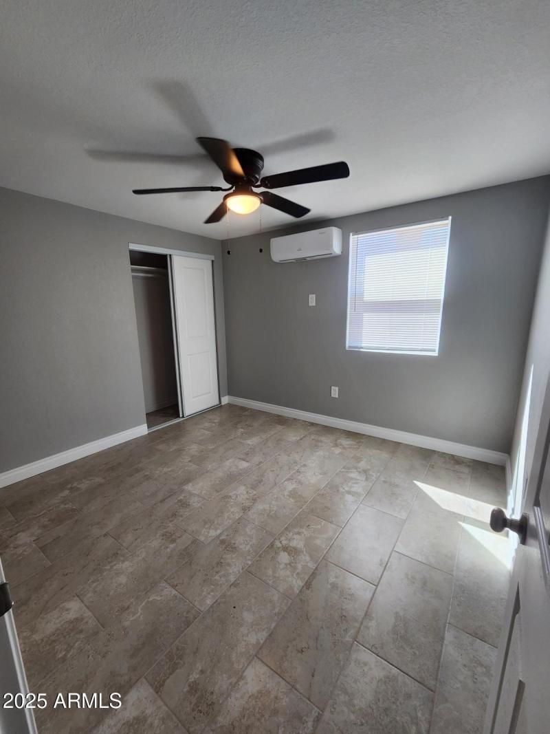 8e4f31be-5c83-43ba-828a-ae3cf4228086