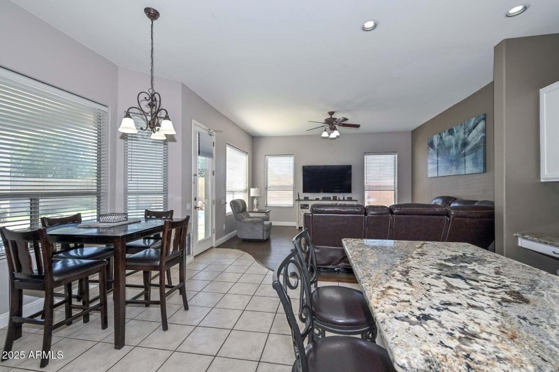 Kitchen-Breakfast Room2