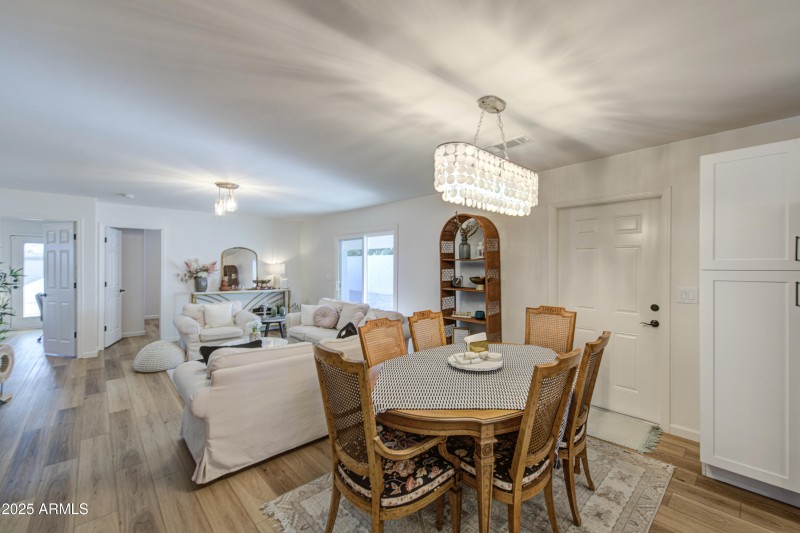 Dining Area 1