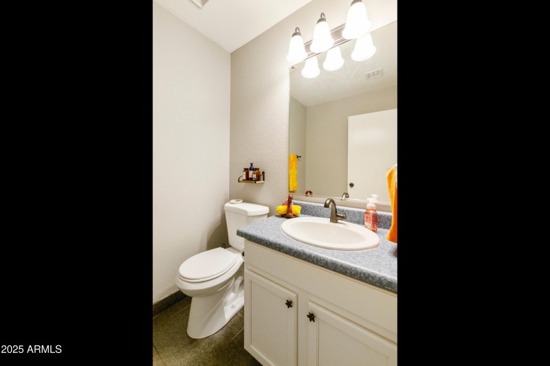 2258 E-013-017-DLB 6306-MLS_Size