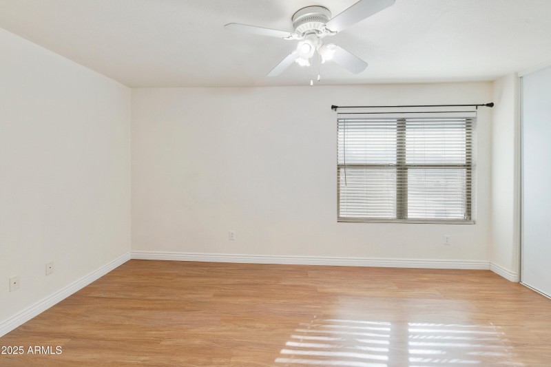 2258 E-022-040-dlb-MLS_Size