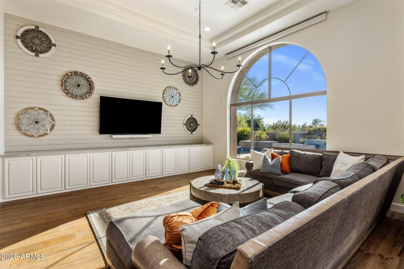 Imagine Spending Evenings Here